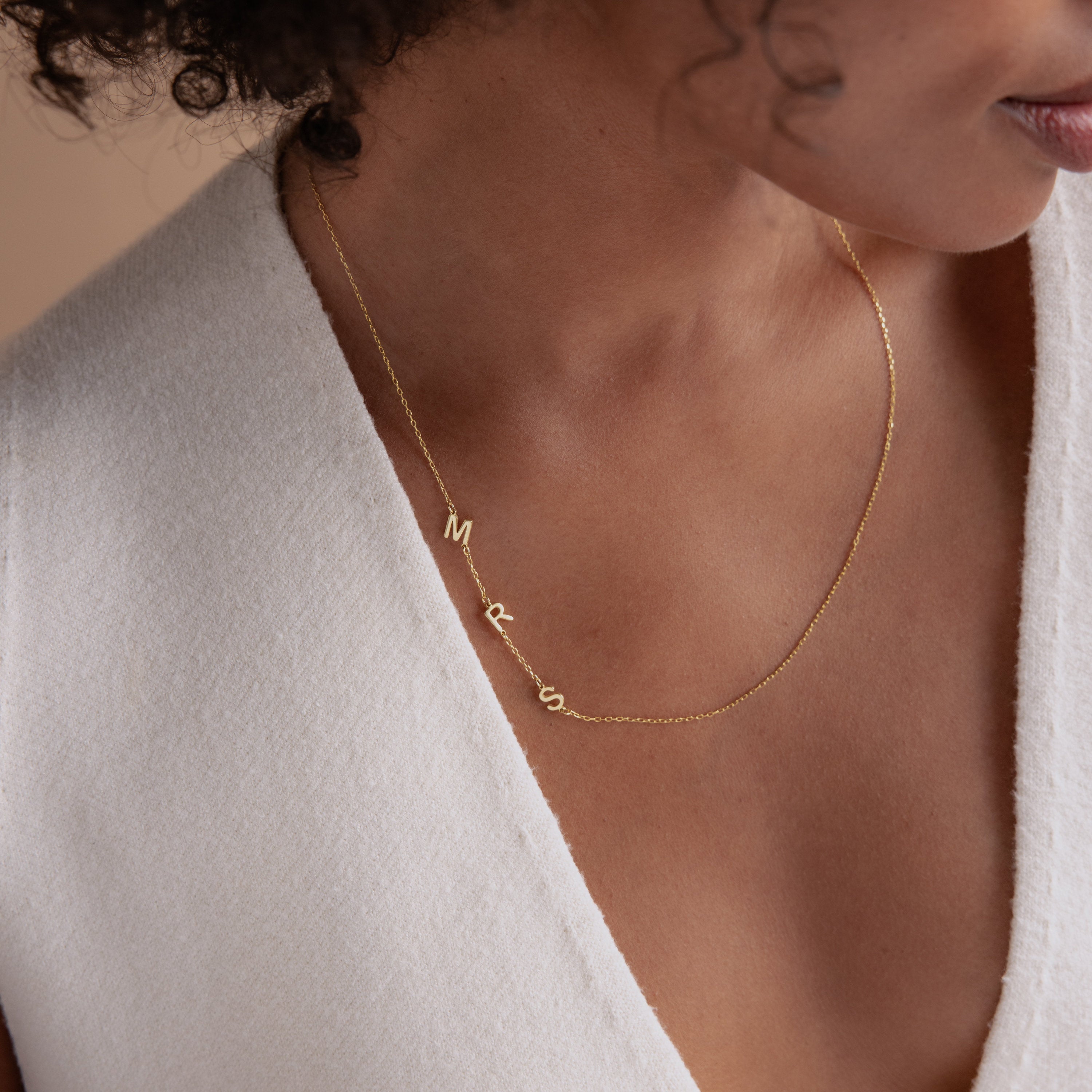 Wendy – Collier Initial Horizontal Personalisiert