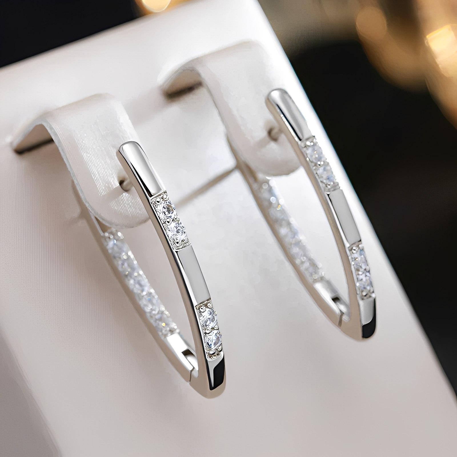 Cleah – Elegante Ohrringe aus vergoldetem Zirkonia