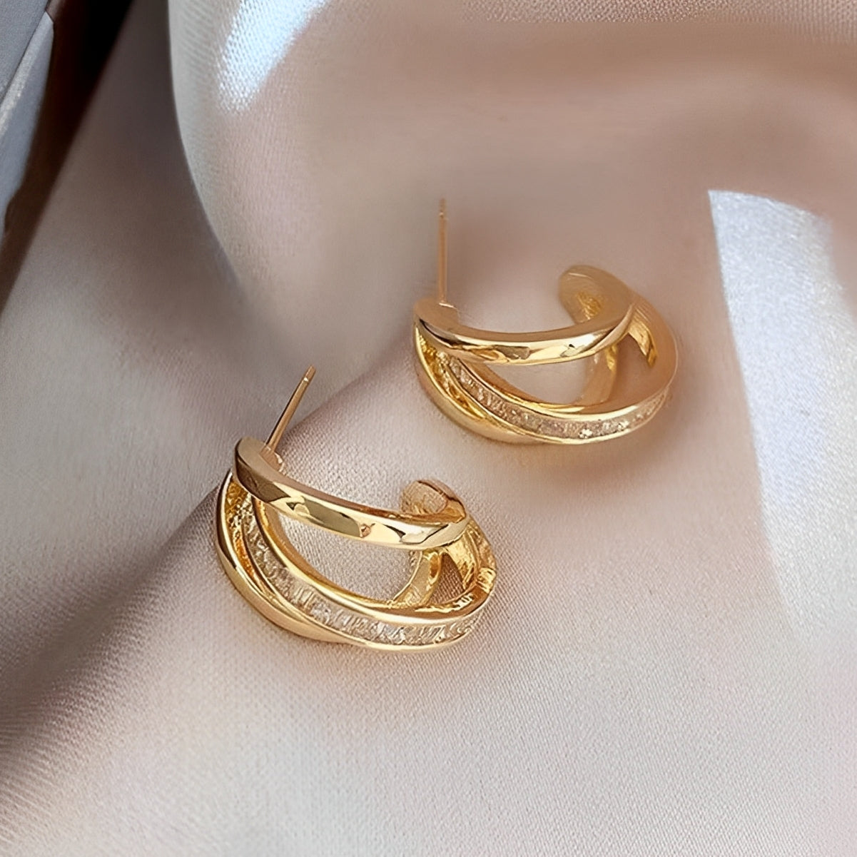 Valeria – Ohrringe Dreifach Reifen in Gold