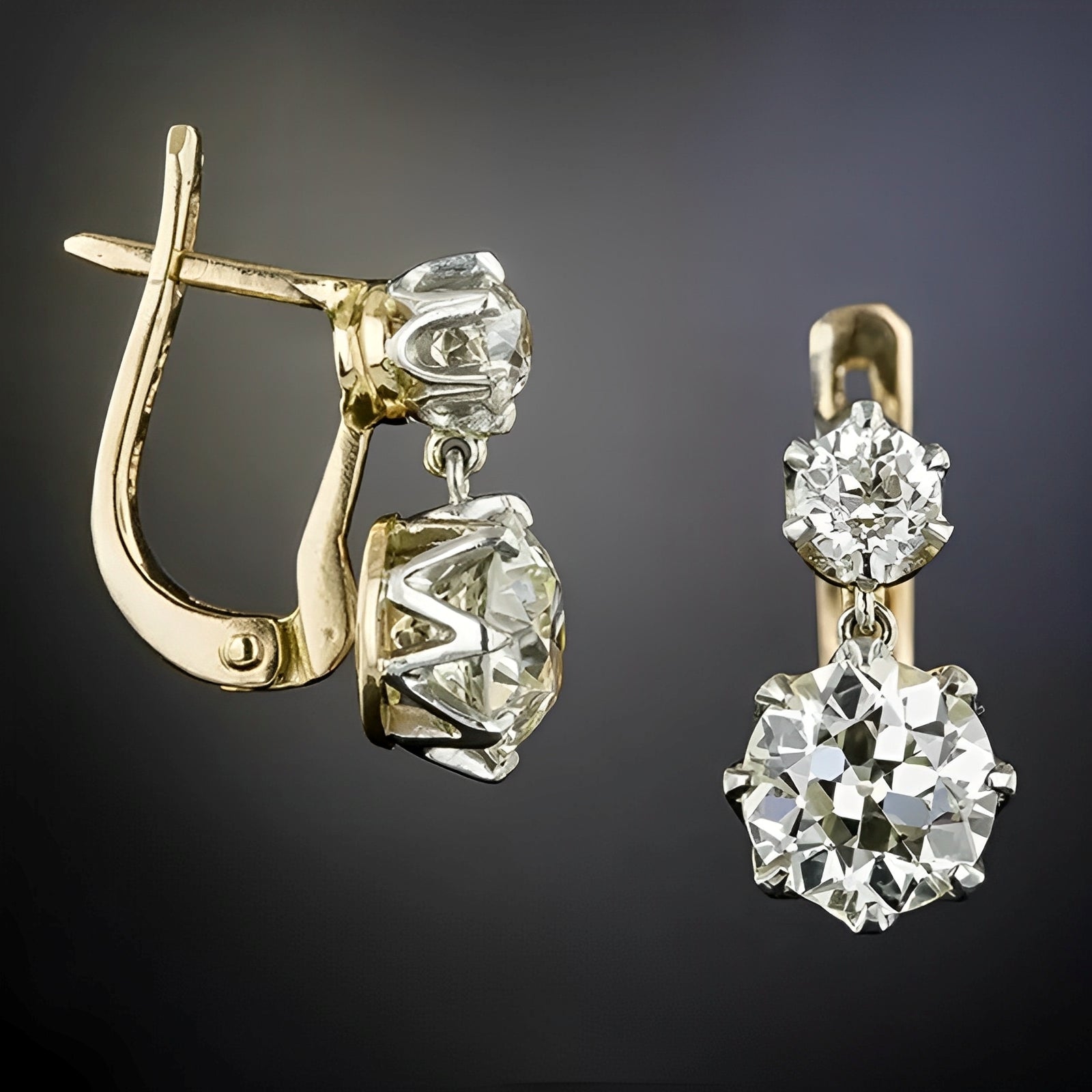 Shuvee – Vintage Goldene Ohrringe mit Funkelnden Zirkonia