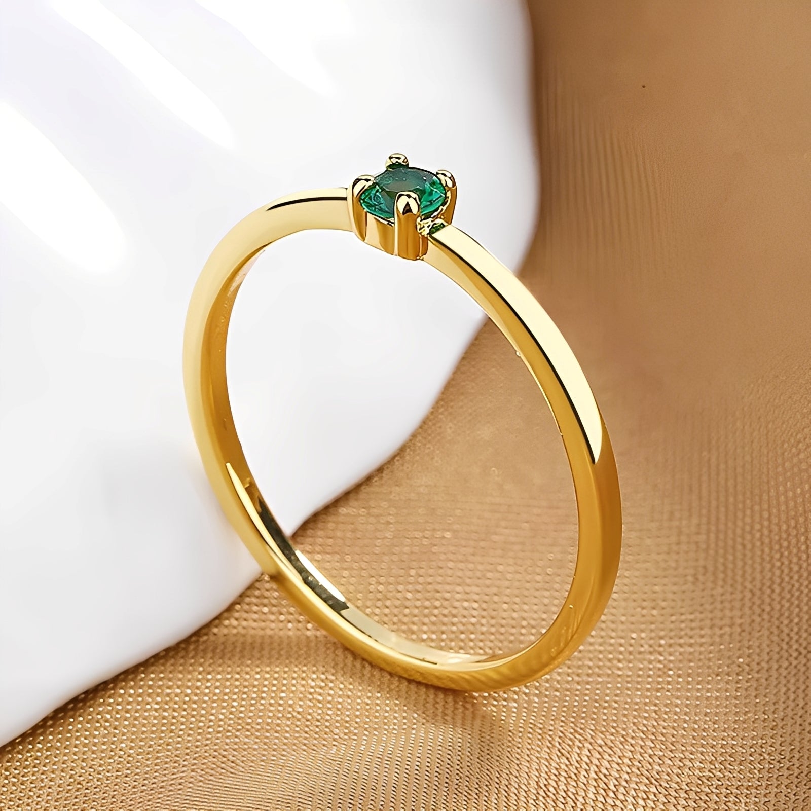Rowena – Stapelbarer Geburtsstein-Ring