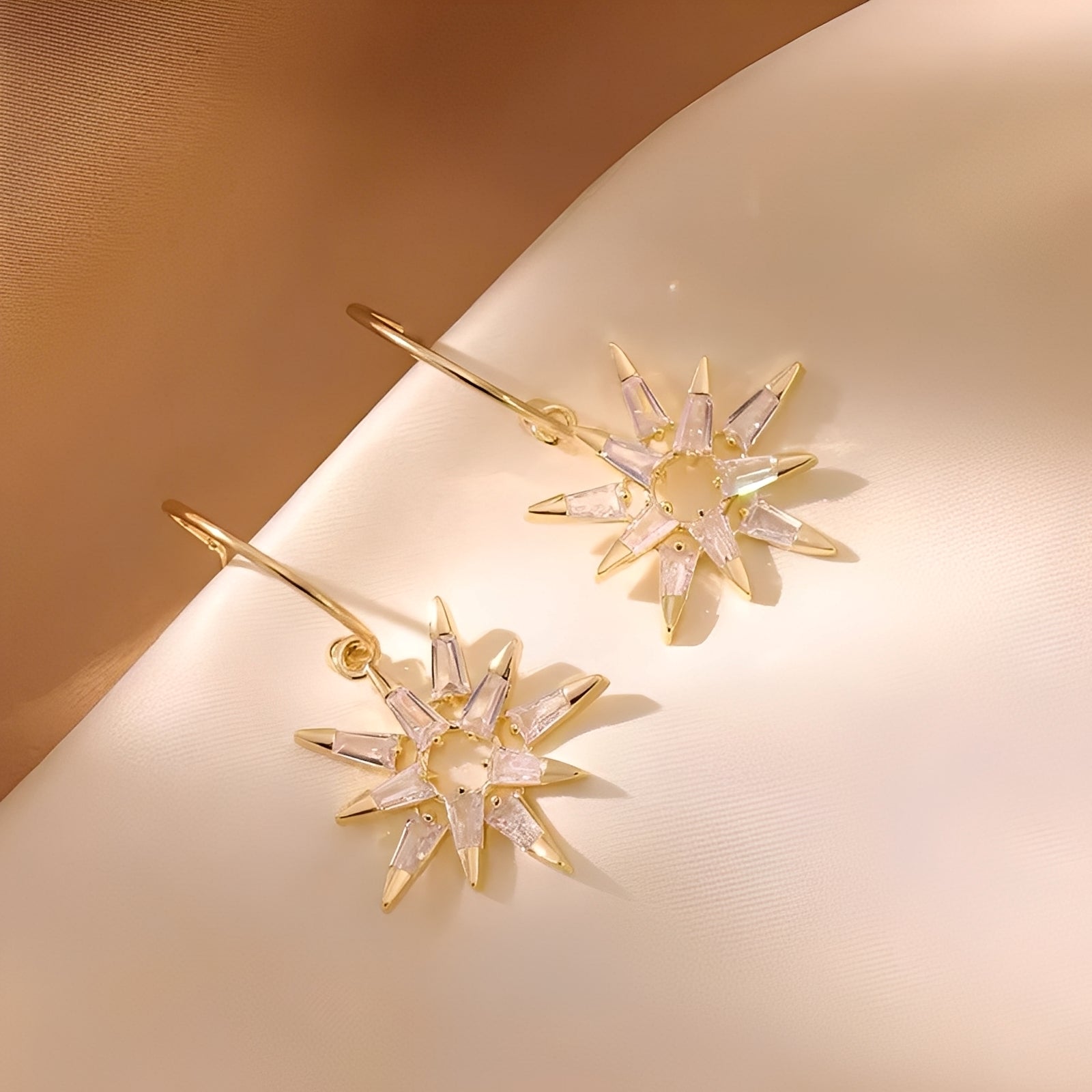 Xienna – Goldene Glitzernde Stern Ohrringe