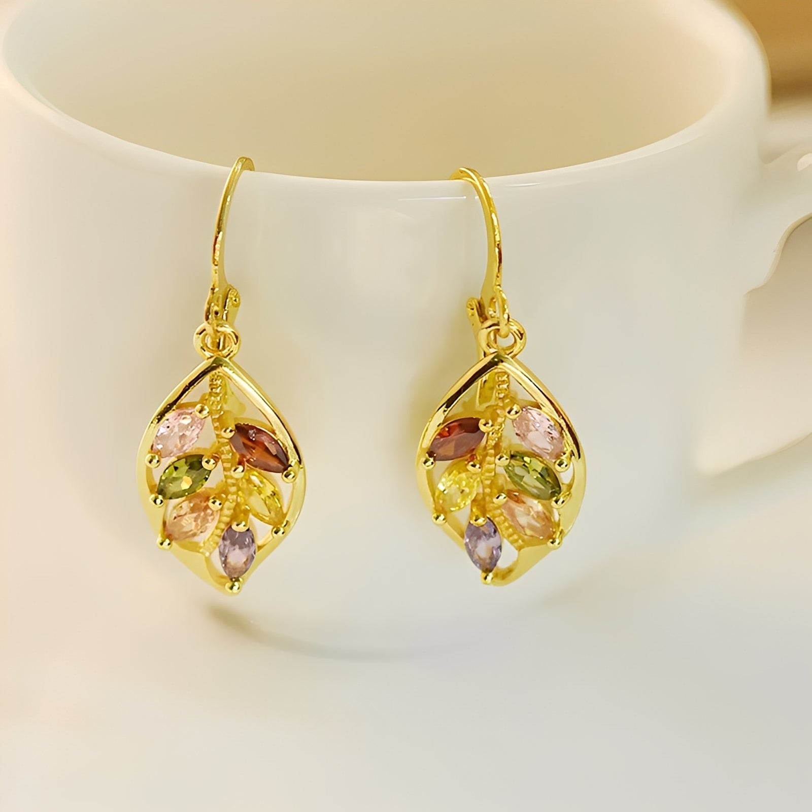 Kiarra – Vintage Ohrringe Gold & Zirkon