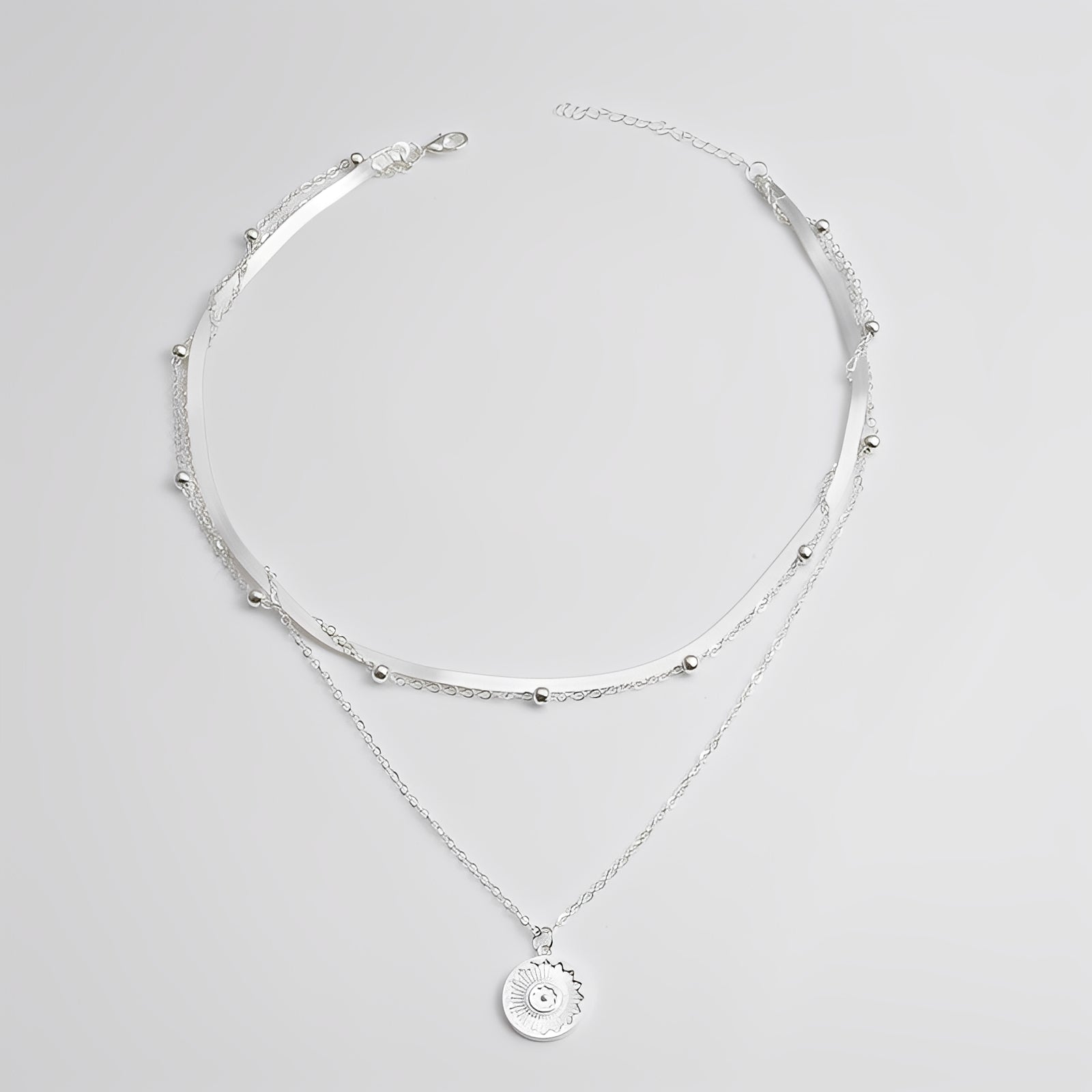 Dana – Elegante Halskette in Silber