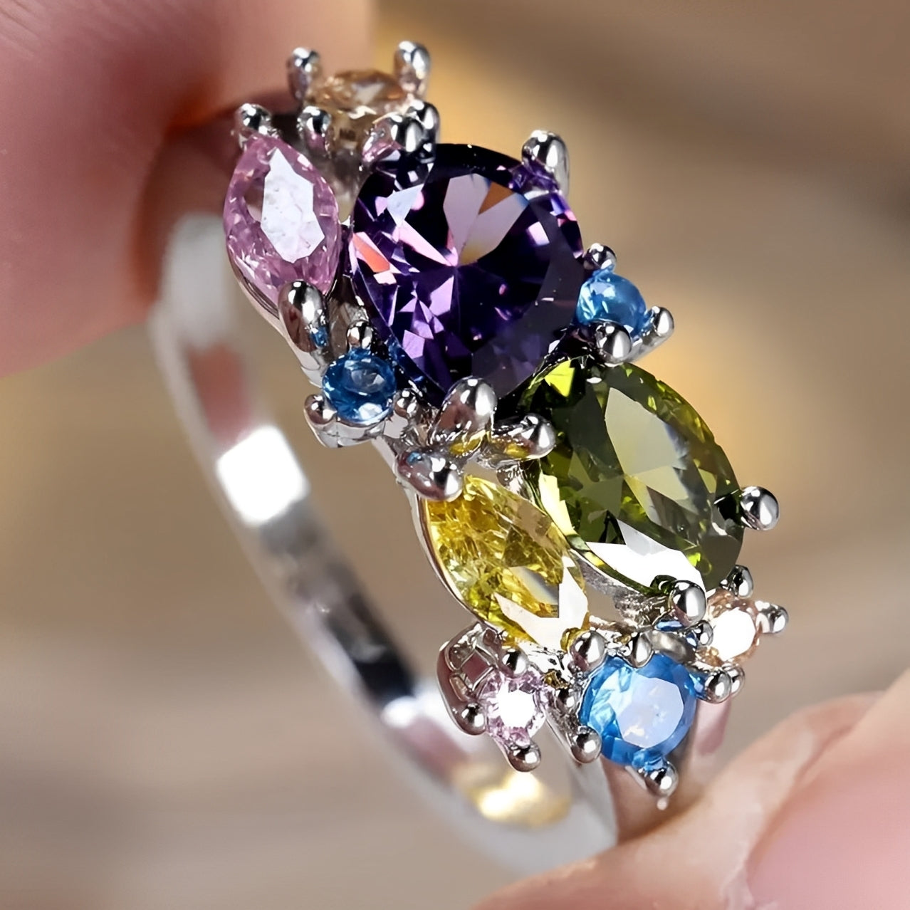 Clarine – Vintage Silberring mit bunten Kristallen