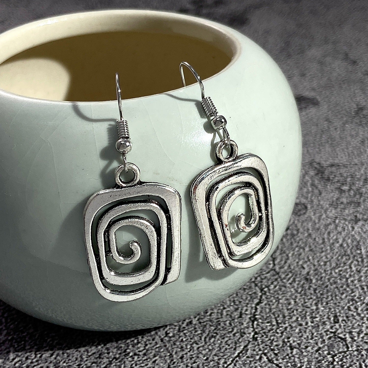 Eva – Spiral-Ohrringe Retro in Silber