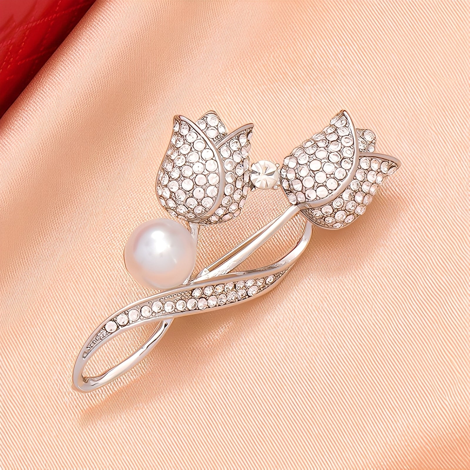 Jackie – Broche Tulipe en Or avec Zircon & Perle