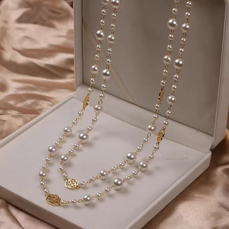 Collen – Elegante Halskette aus Gold mit Perle
