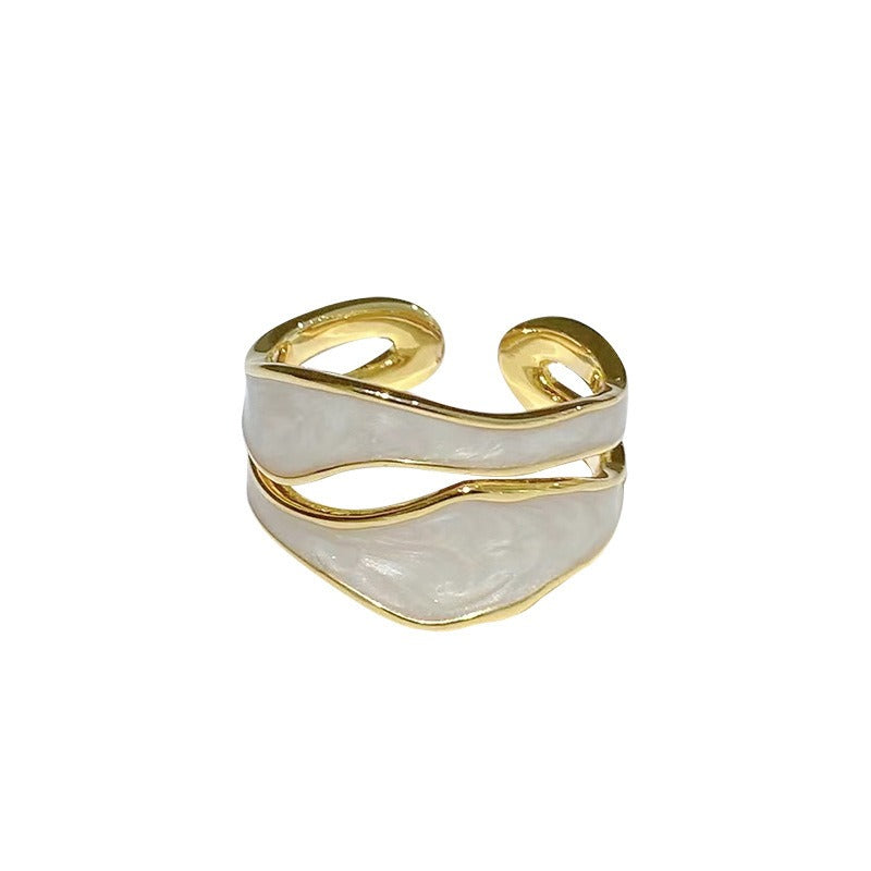 Bria – Vintage-Ring in Weißgold
