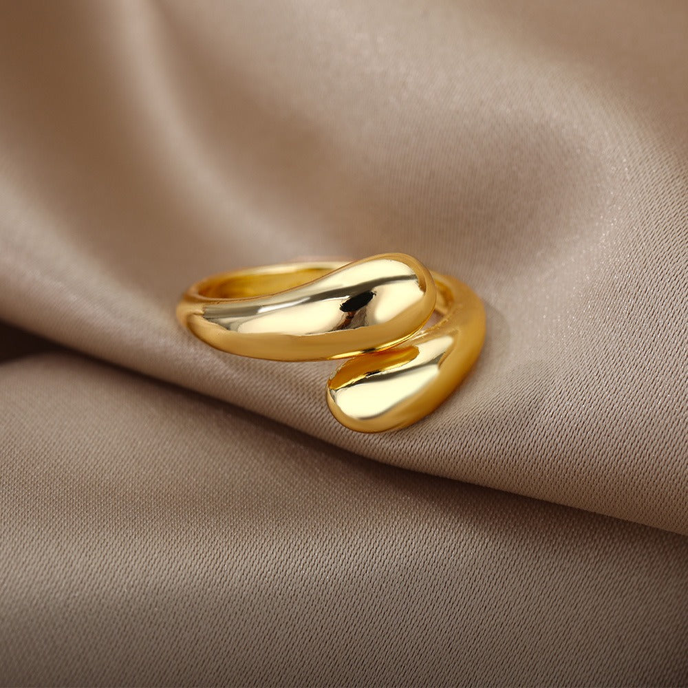 Nalia – Verstellbarer Ring in Elegantem Gold