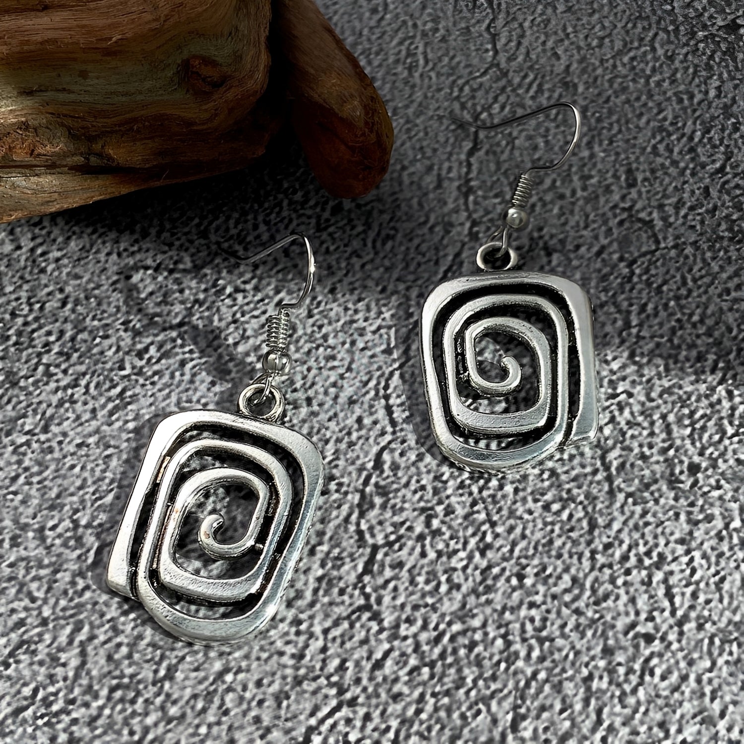 Kaia – Ohrringe Boho in Silber mit Spiraldesign