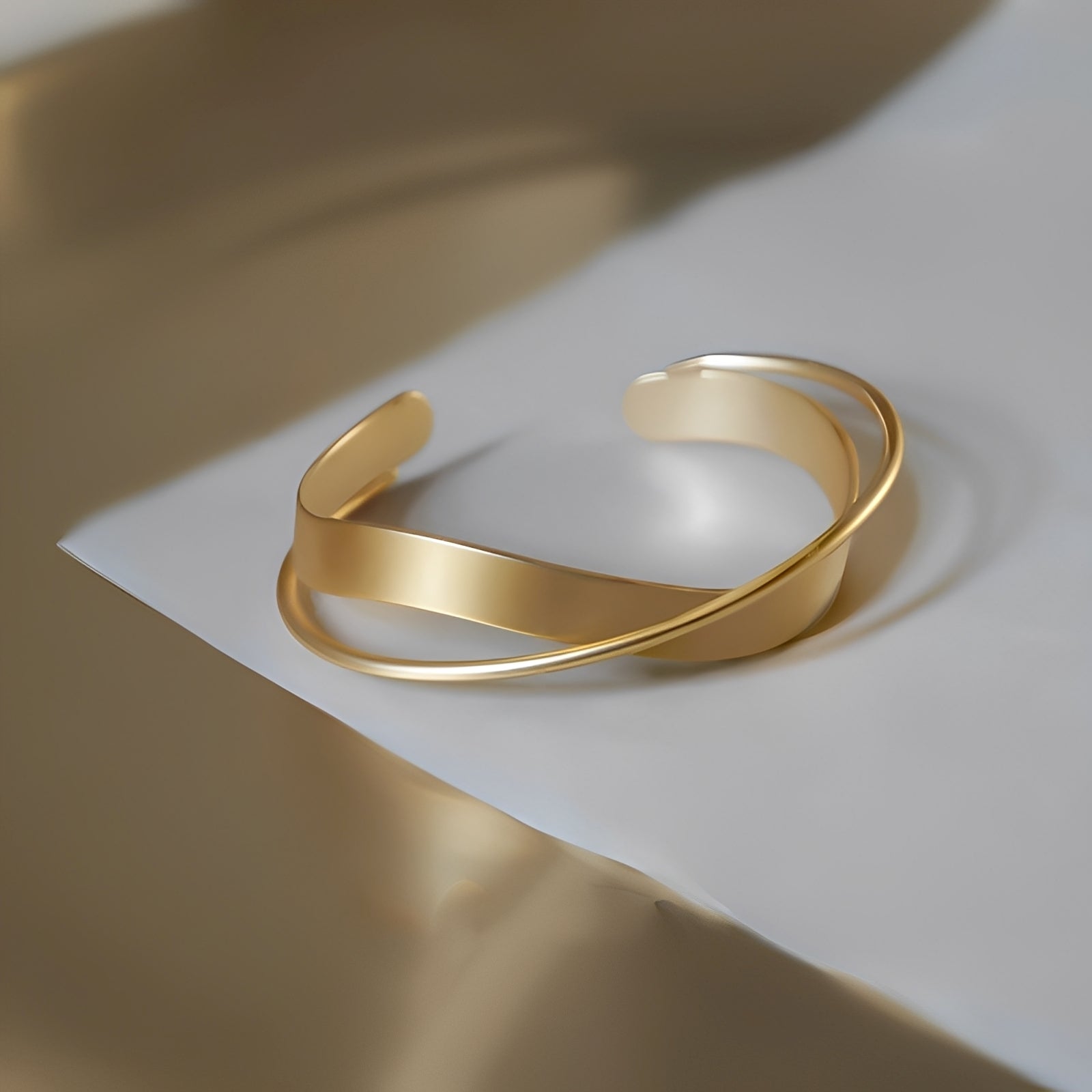 Lina – Klassisches Armband in Gold