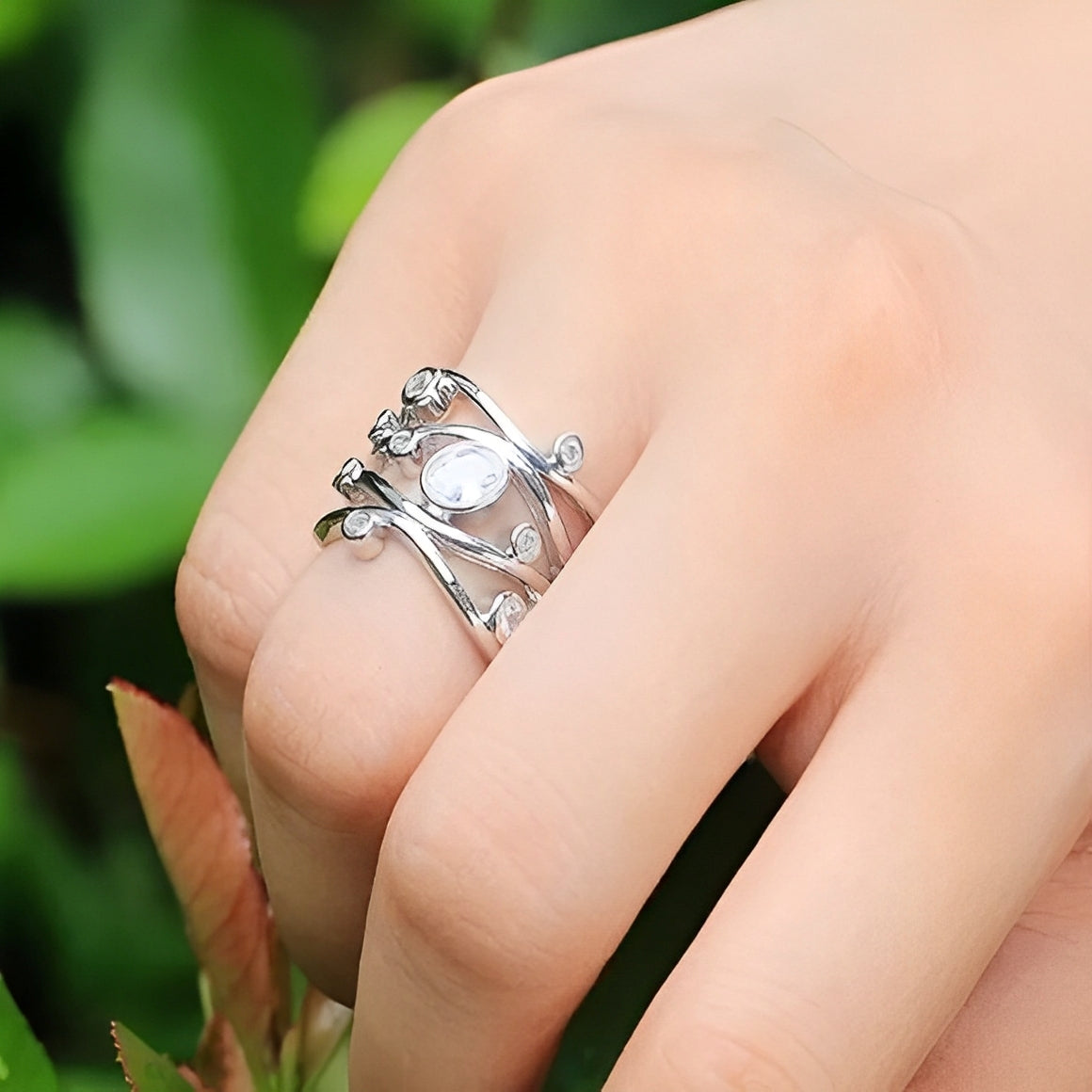 Inara – Vintage-Ring Silber mit Unregelmäßiger Zirkonia