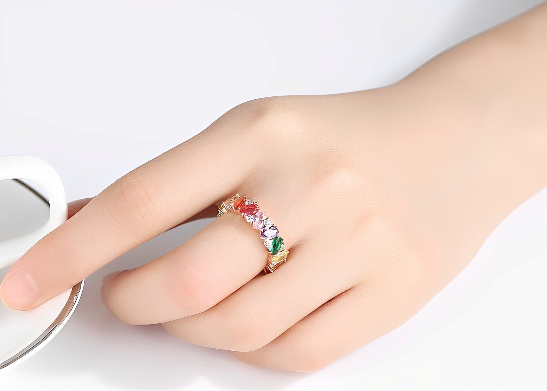 Dalia – Vintage-Ring mit mehrfarbigen Zirkonia