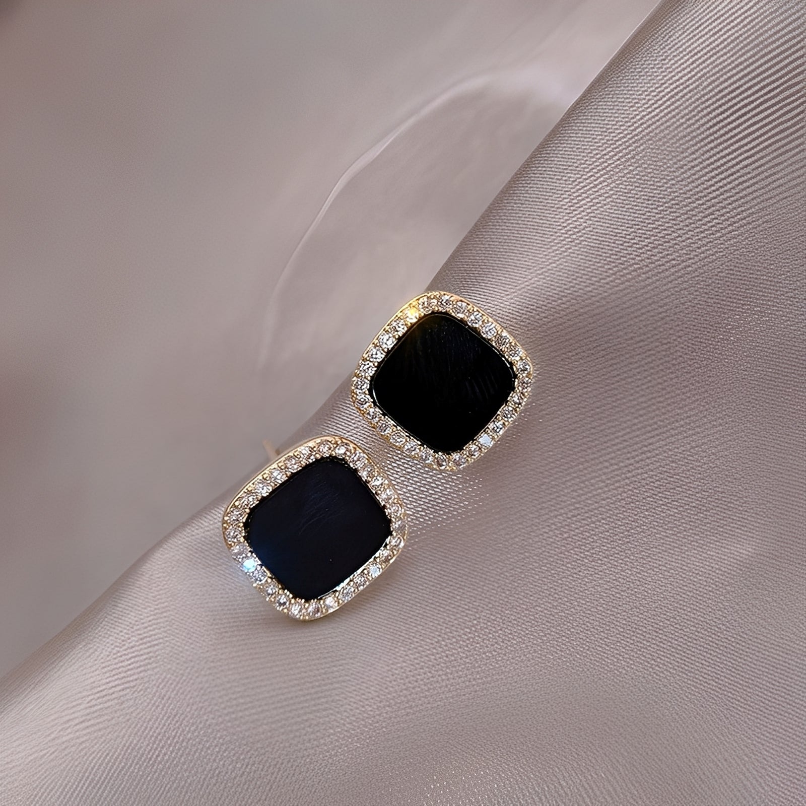Catherine – Ohrringe Onyx und ewige Diamanten