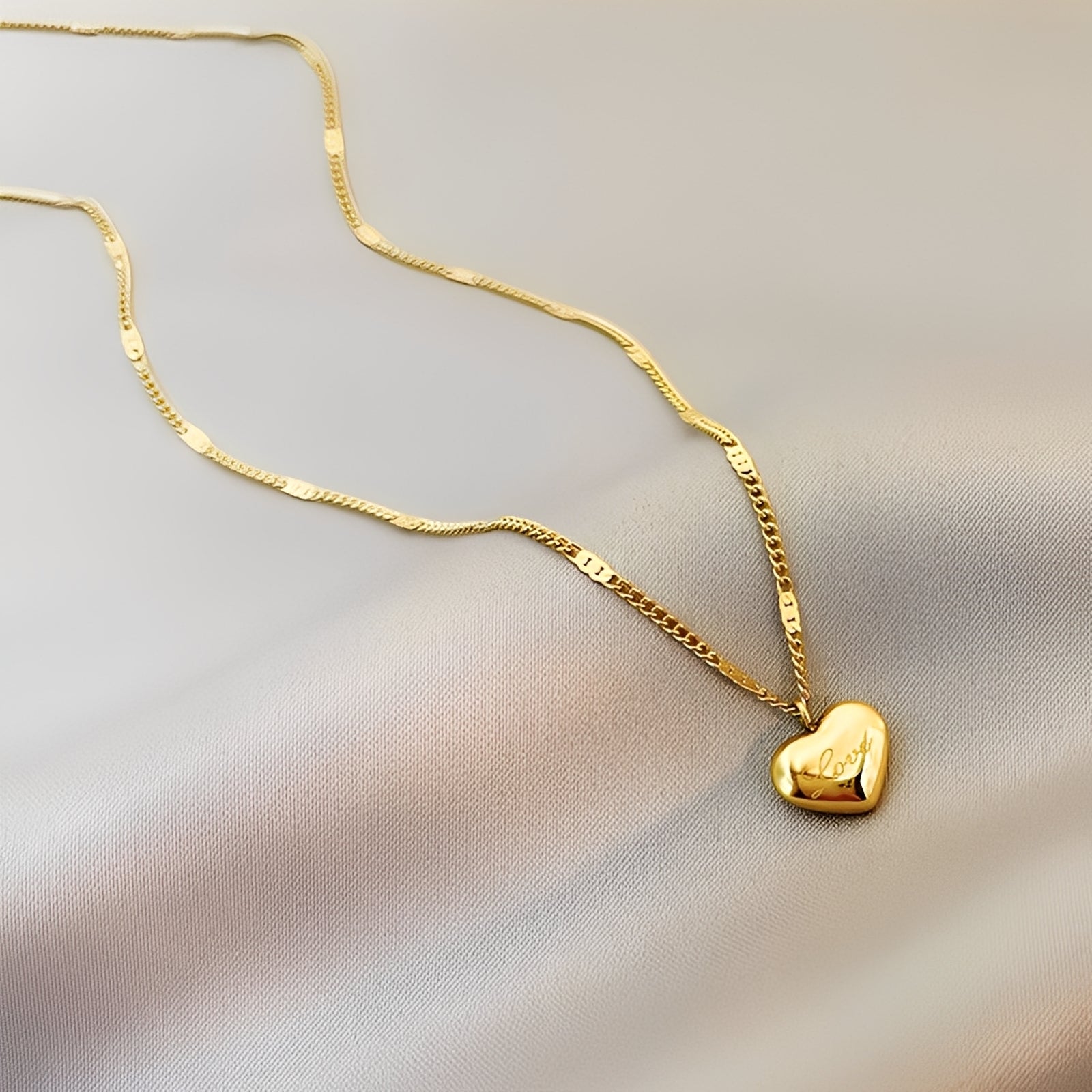 Yumi – Collier Herz aus Gold