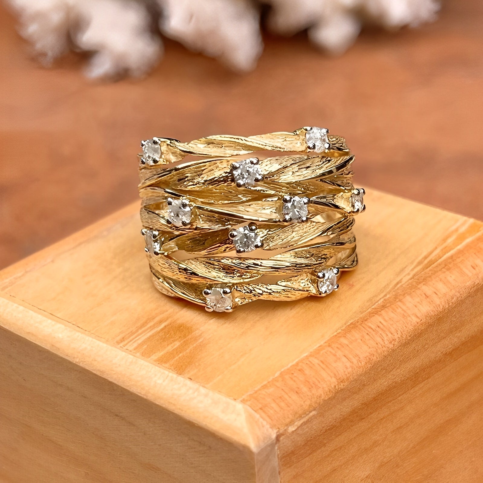 Marisse – Goldener Ring im Vintage-Stil mit zartem Glanz