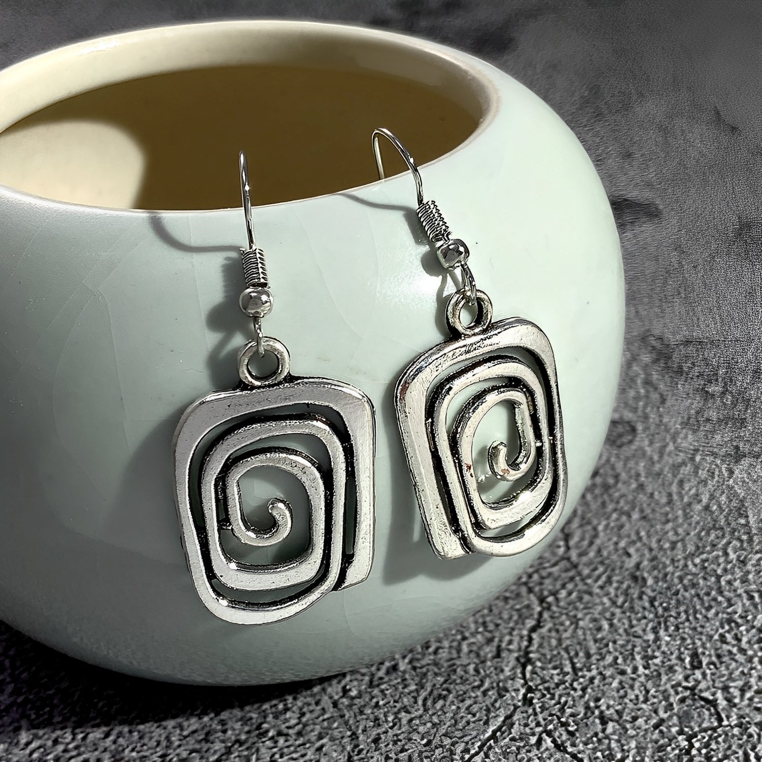 Kaia – Ohrringe Boho in Silber mit Spiraldesign