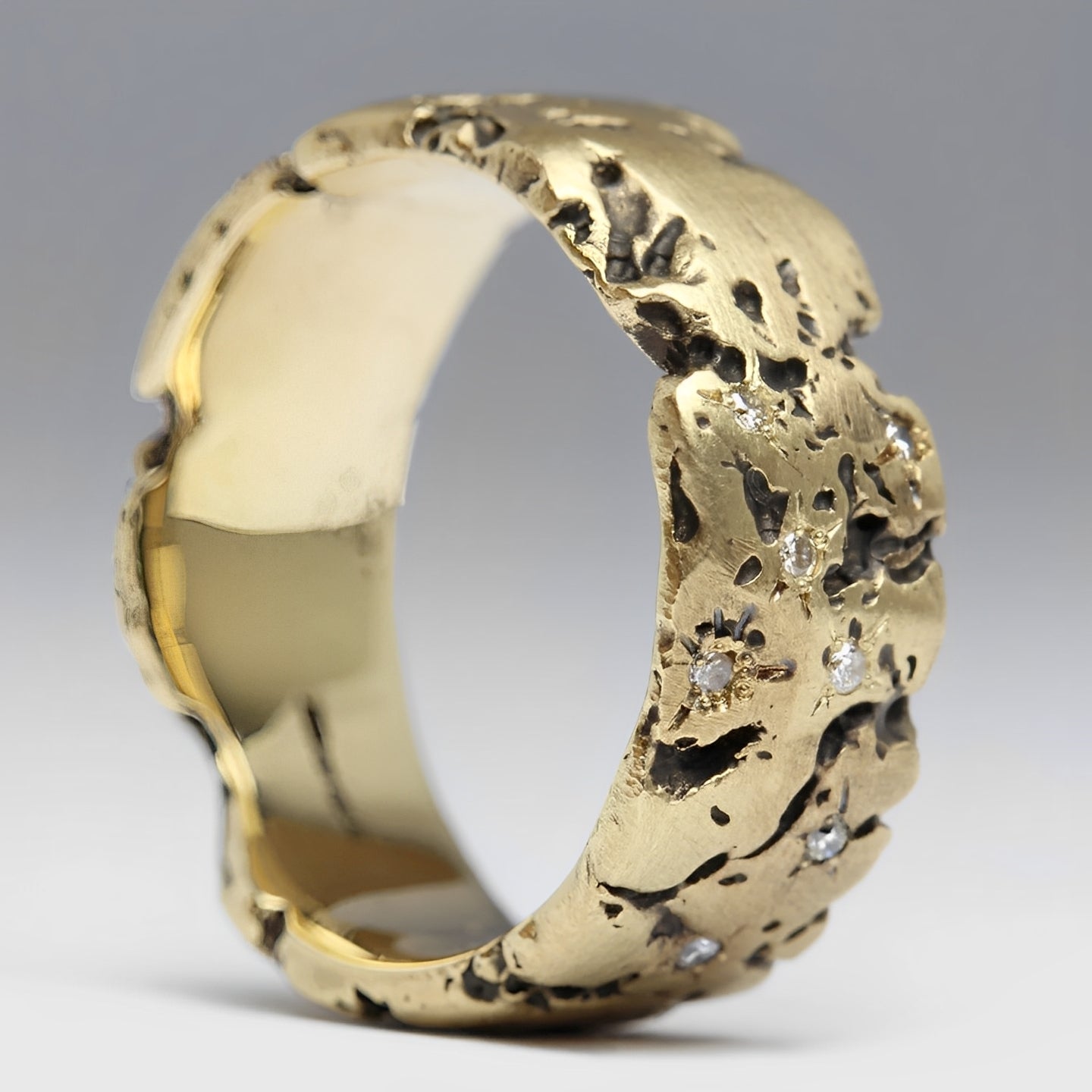 Tiffany – Vintage-Ring Gold mit Eingebettetem Blauem Kristall