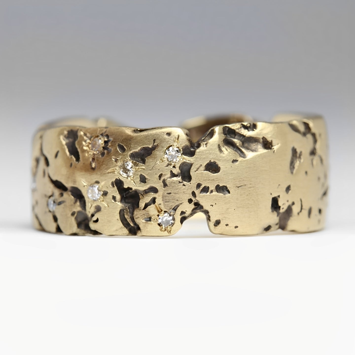 Tiffany – Vintage-Ring Gold mit Eingebettetem Blauem Kristall
