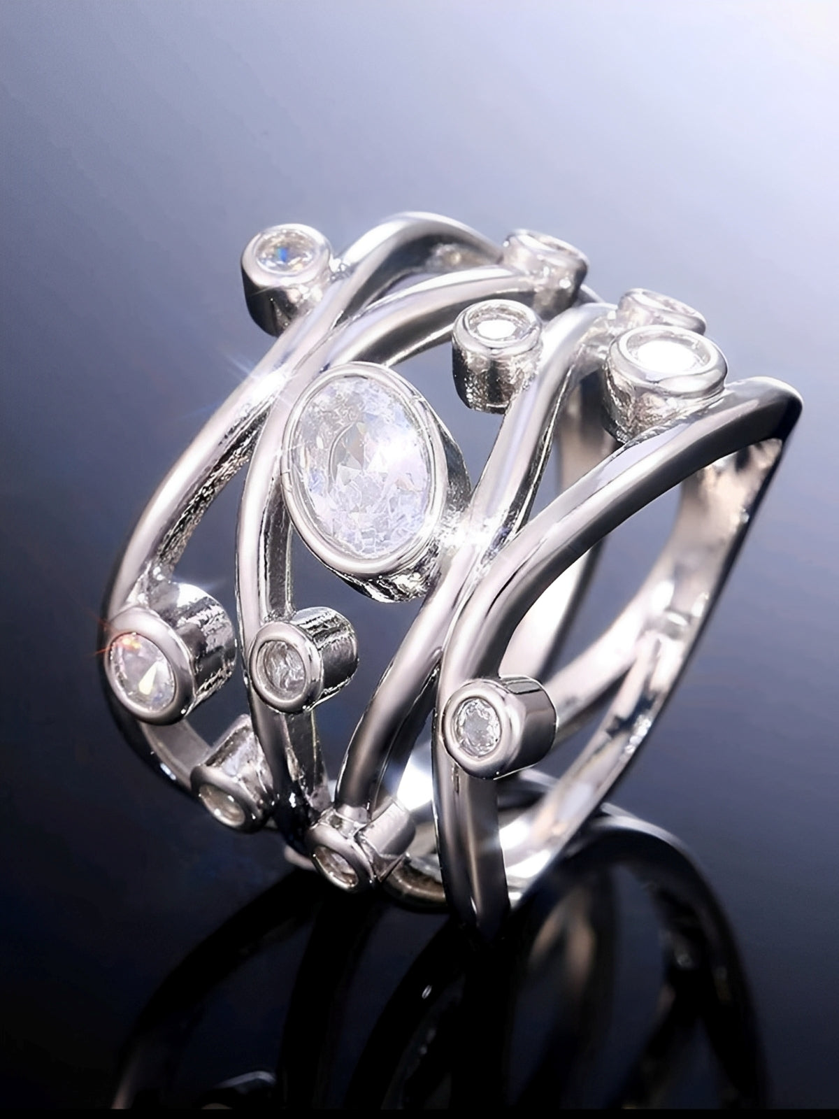 Inara – Vintage-Ring Silber mit Unregelmäßiger Zirkonia