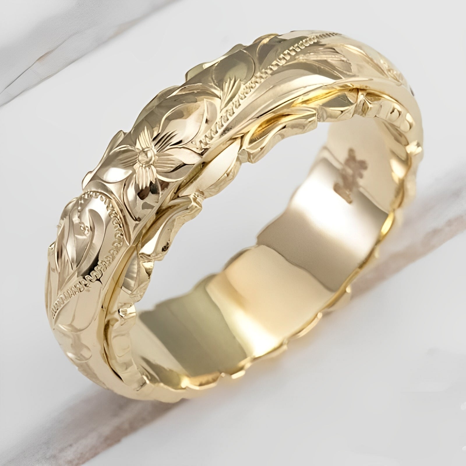 Melanie – Vintage-Ring mit Goldener Blume