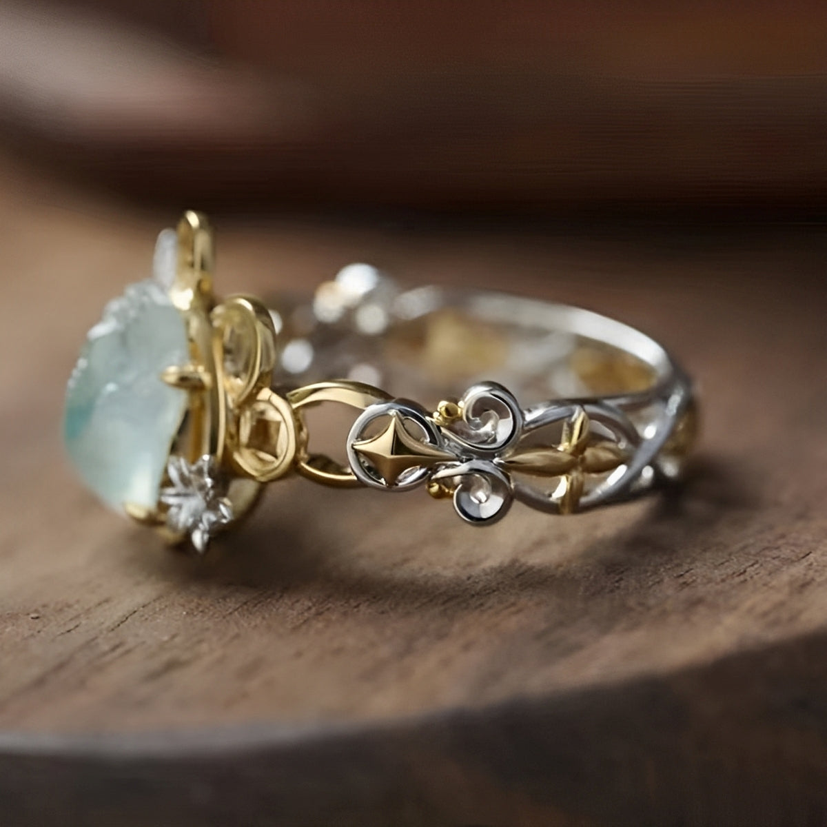 Hanny – Vintage-Ring in Gold und Silber mit Mondkristallen