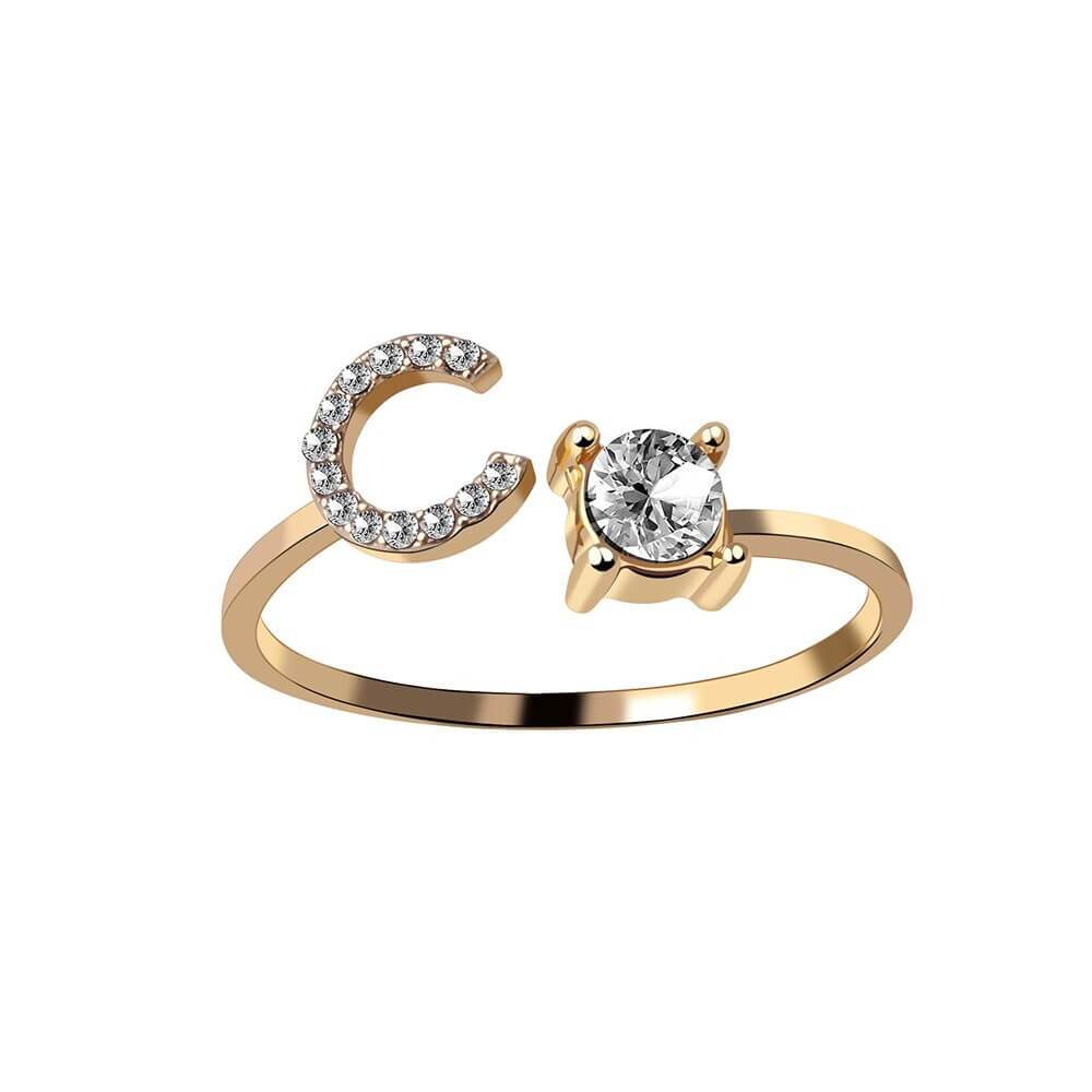 Nyla – Ring Initiale mit Zirkonia
