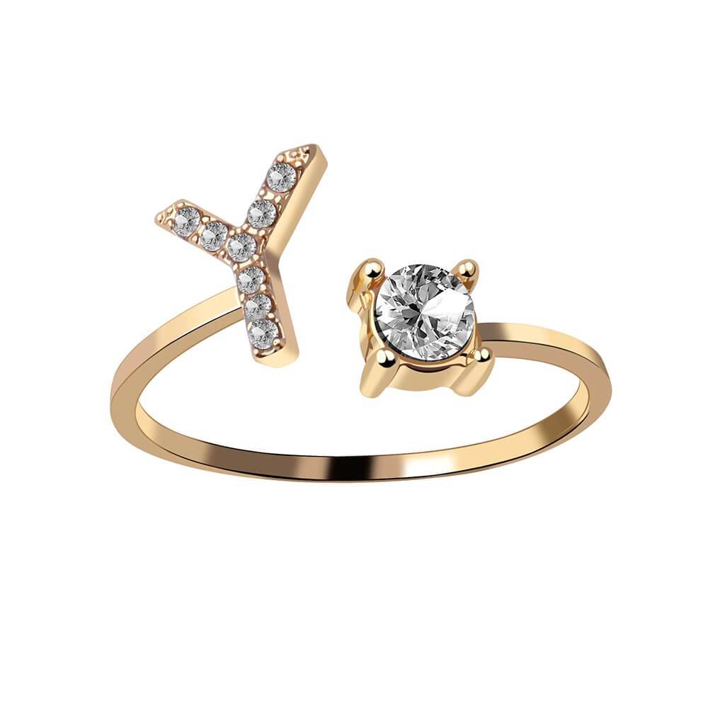 Nyla – Ring Initiale mit Zirkonia