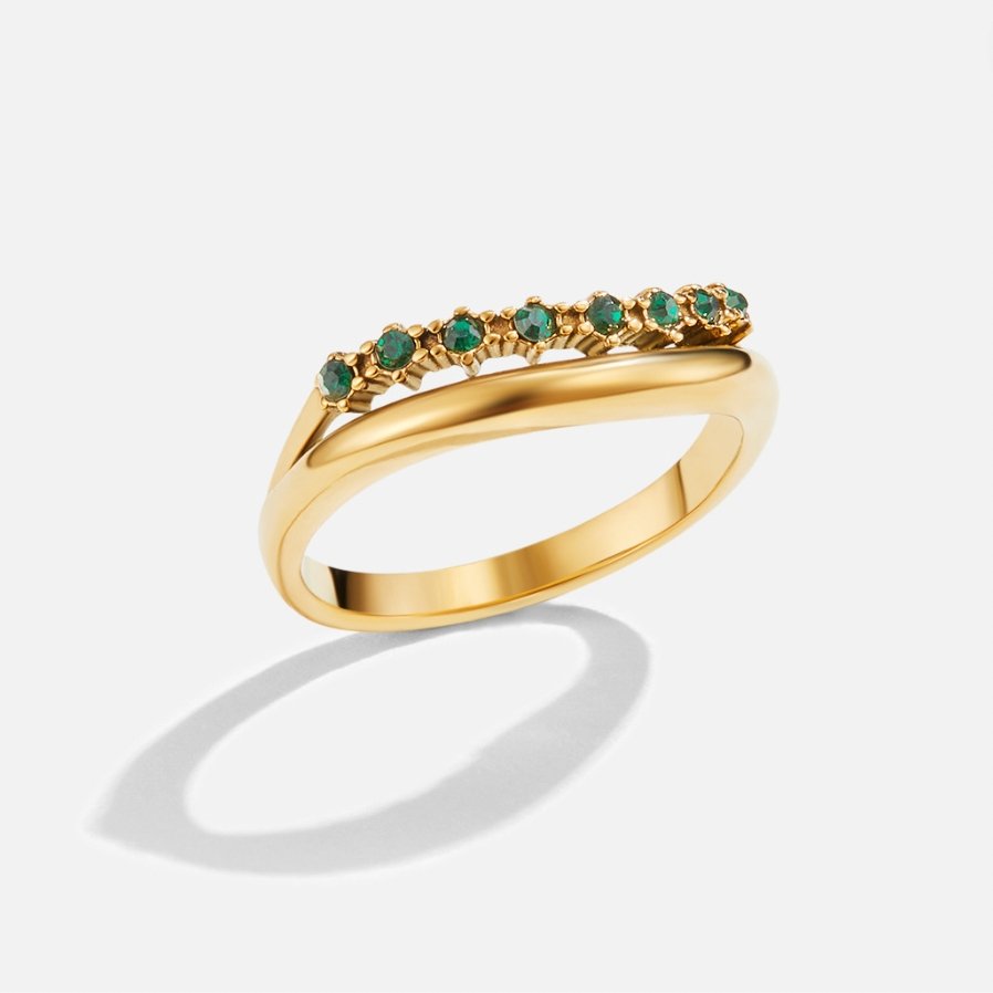 Issa – Überlagerte Elegante Smaragdring