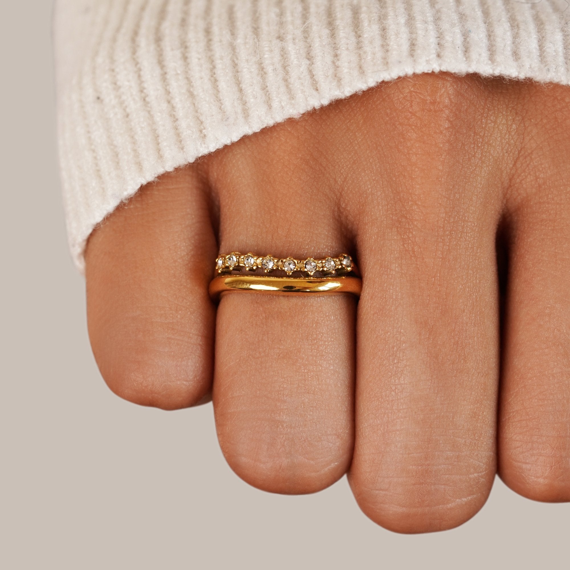Marissa – Überlagerte Ring Weißer Kristall