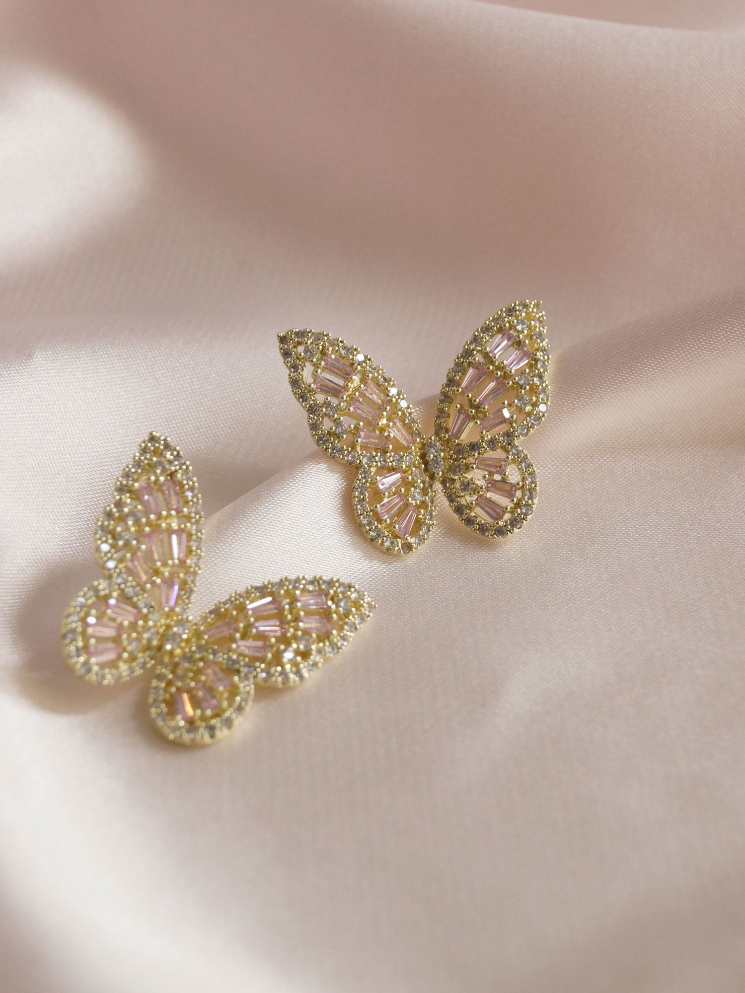 Niamh - Schmetterling-Ohrringe