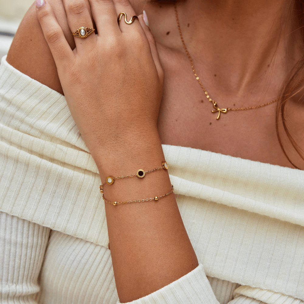 Nyra – Armband Onyx und Weißer Stein