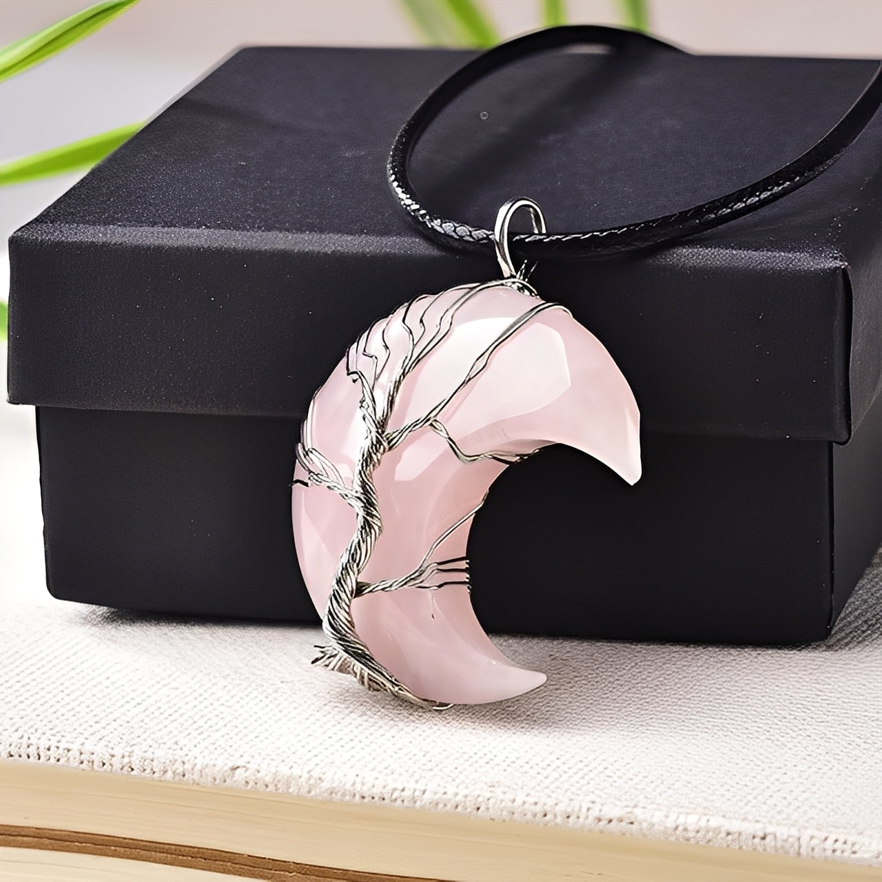 Kylie – Halskette Halbmond - Baum des Lebens