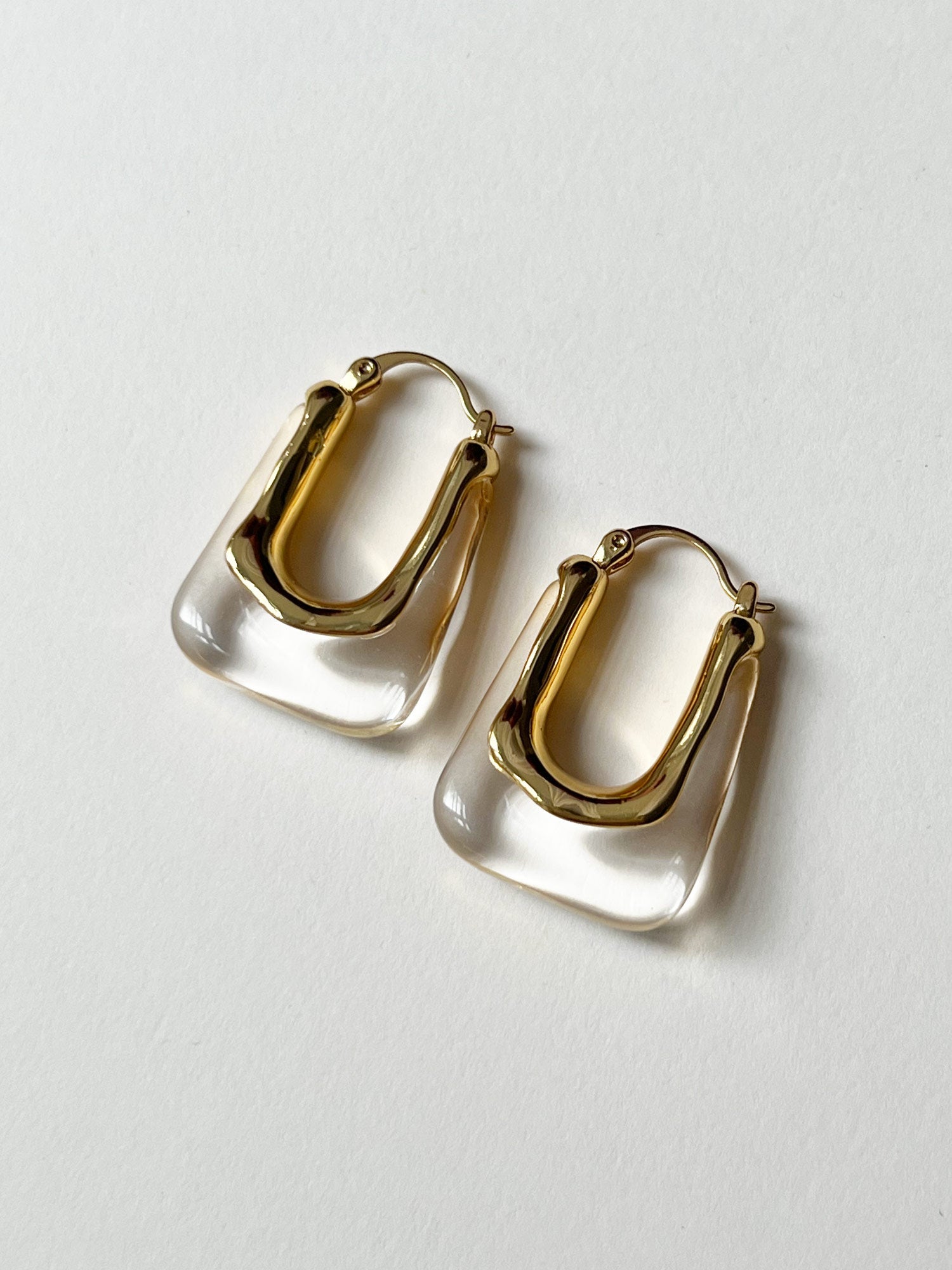 Mia - Klarer rechteckiger Creolen