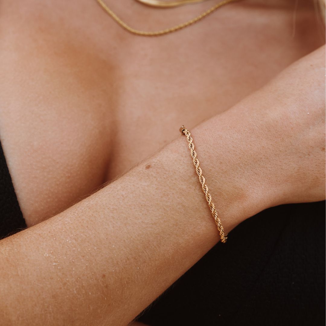 Calvi – Armband mit Geflochtener Goldkette