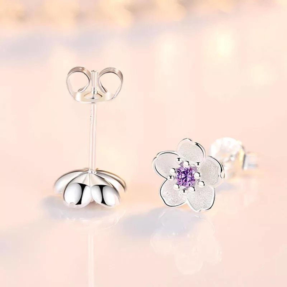 Holly - Silberne Kirschblüten-Ohrstecker