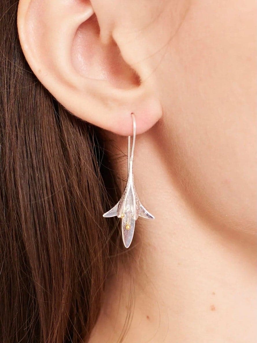 Silberne Jasminblüten Hakenohrringe