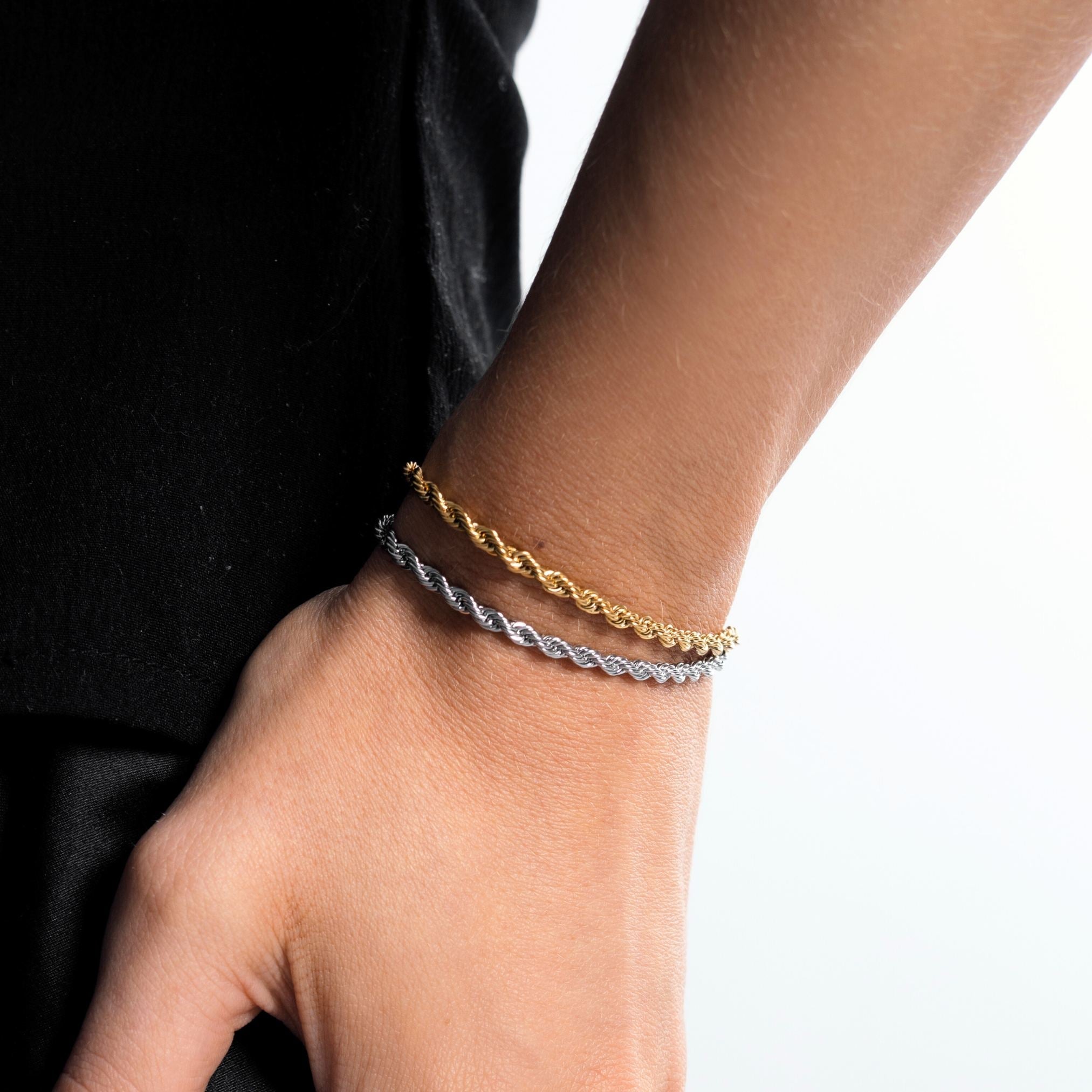 Calvi – Armband mit Geflochtener Goldkette
