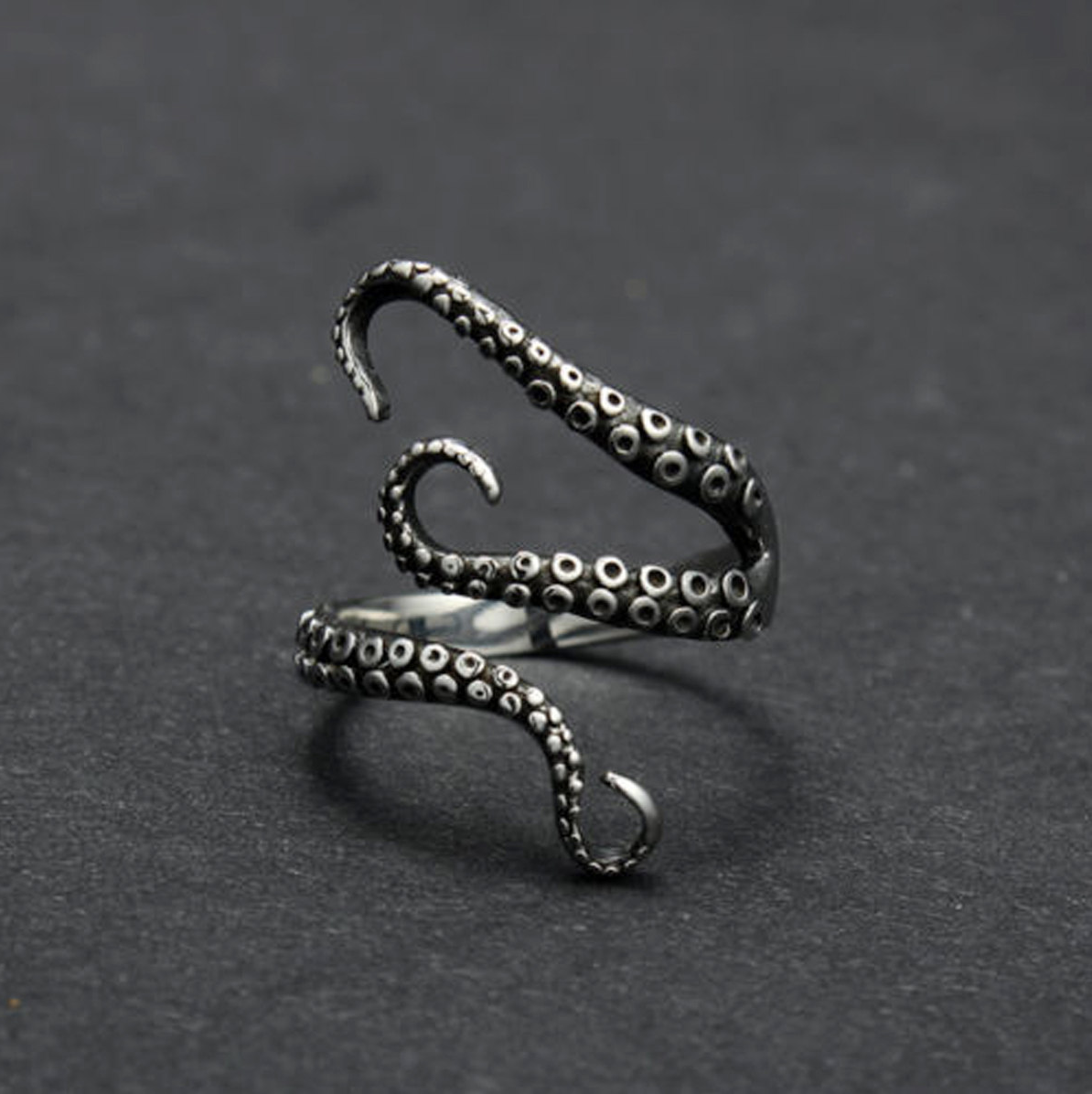 Thalassa – Verstellbarer Oktopus-Tentakel-Ring