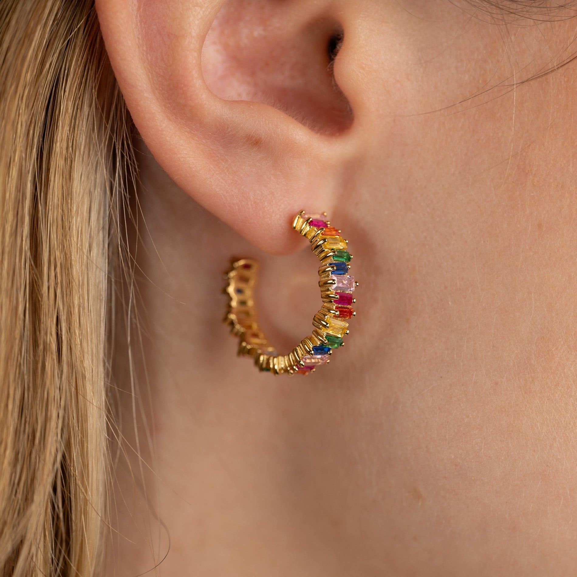 Veronica - Regenbogen Goldene Creolen Ohrringe"