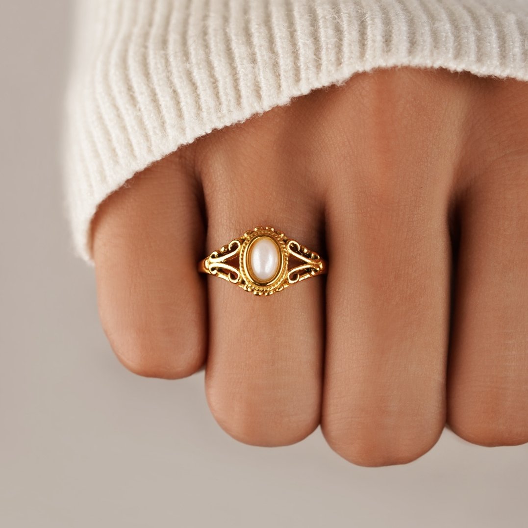 Ophelia – Vintage Royal Perlenring