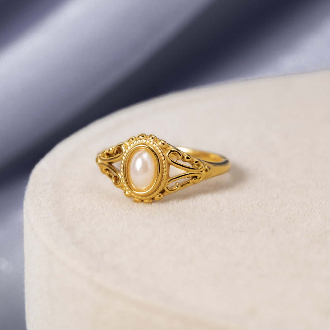 Ophelia – Vintage Royal Perlenring