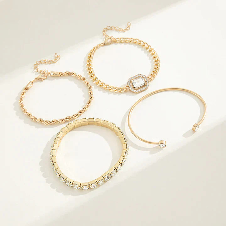 Sophie – Set von modernen Armbändern