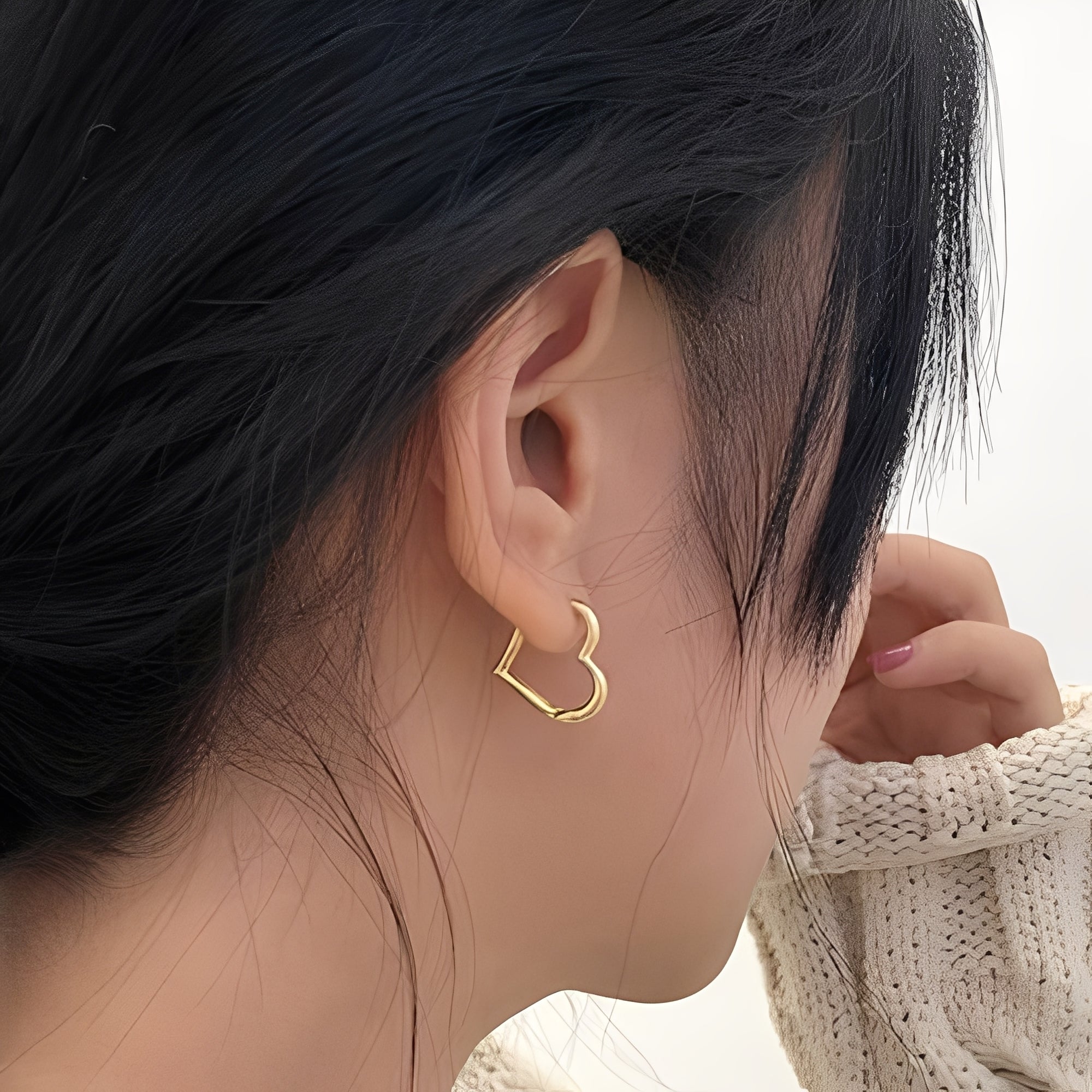 Lena – Kreolen Herz aus Gold (Paar)