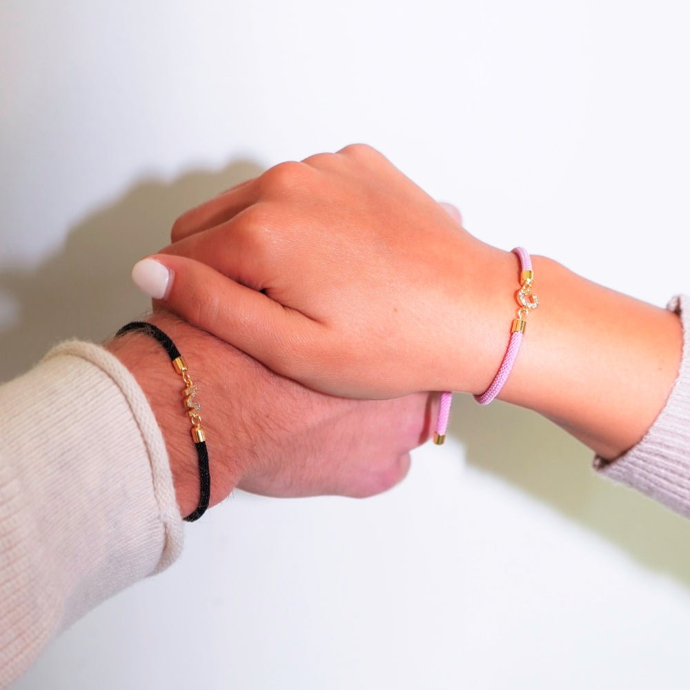 Calla – Armband mit gravierter Initiale verstellbar