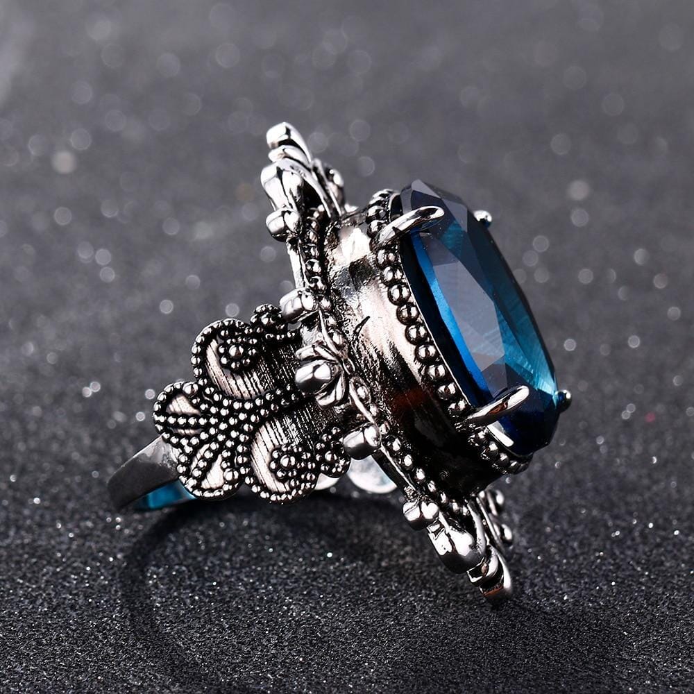 Ysoria – Ring Pfau in Blauem Saphir Vintage