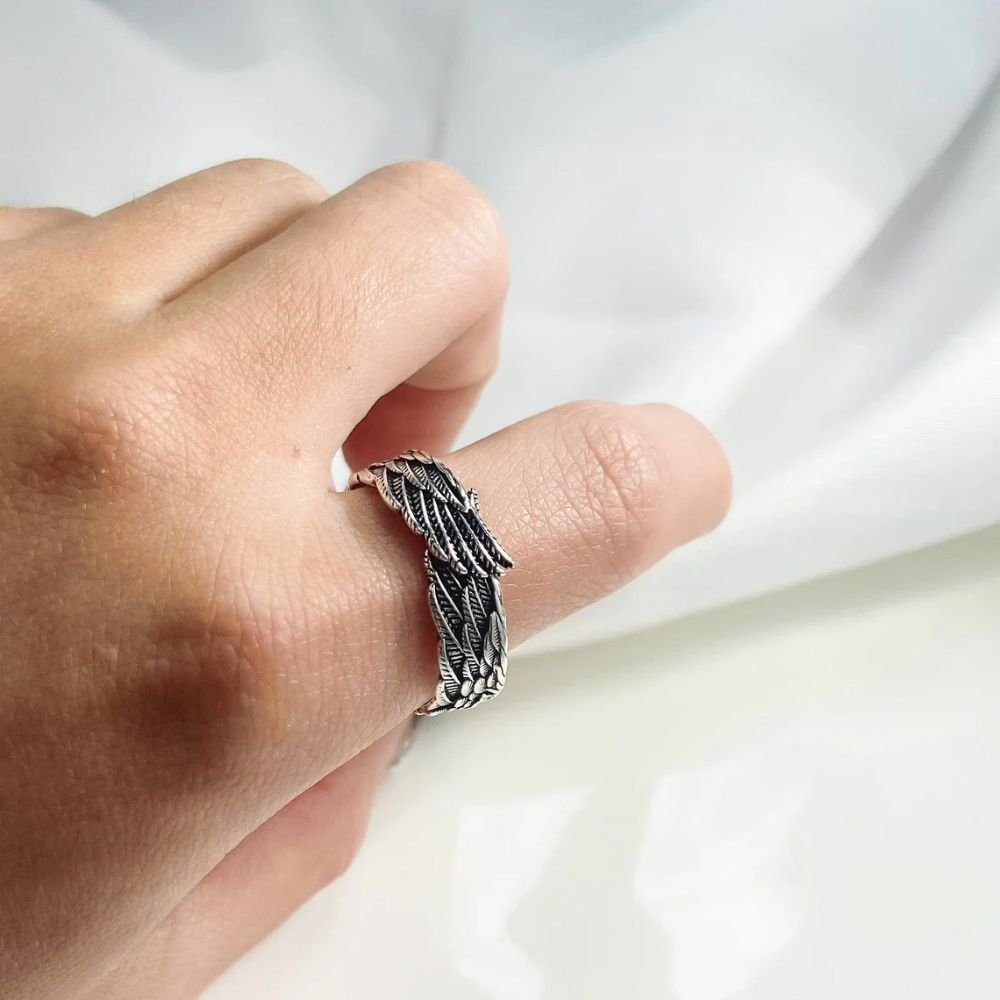 Xenia – Ring Engelsflügel Punk Retro