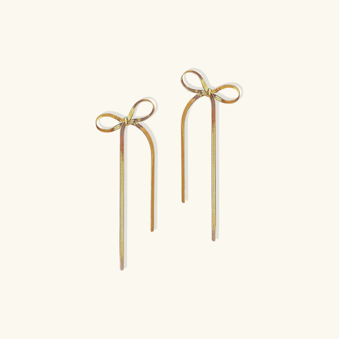 Nira – Zarte Knoten-Ohrringe