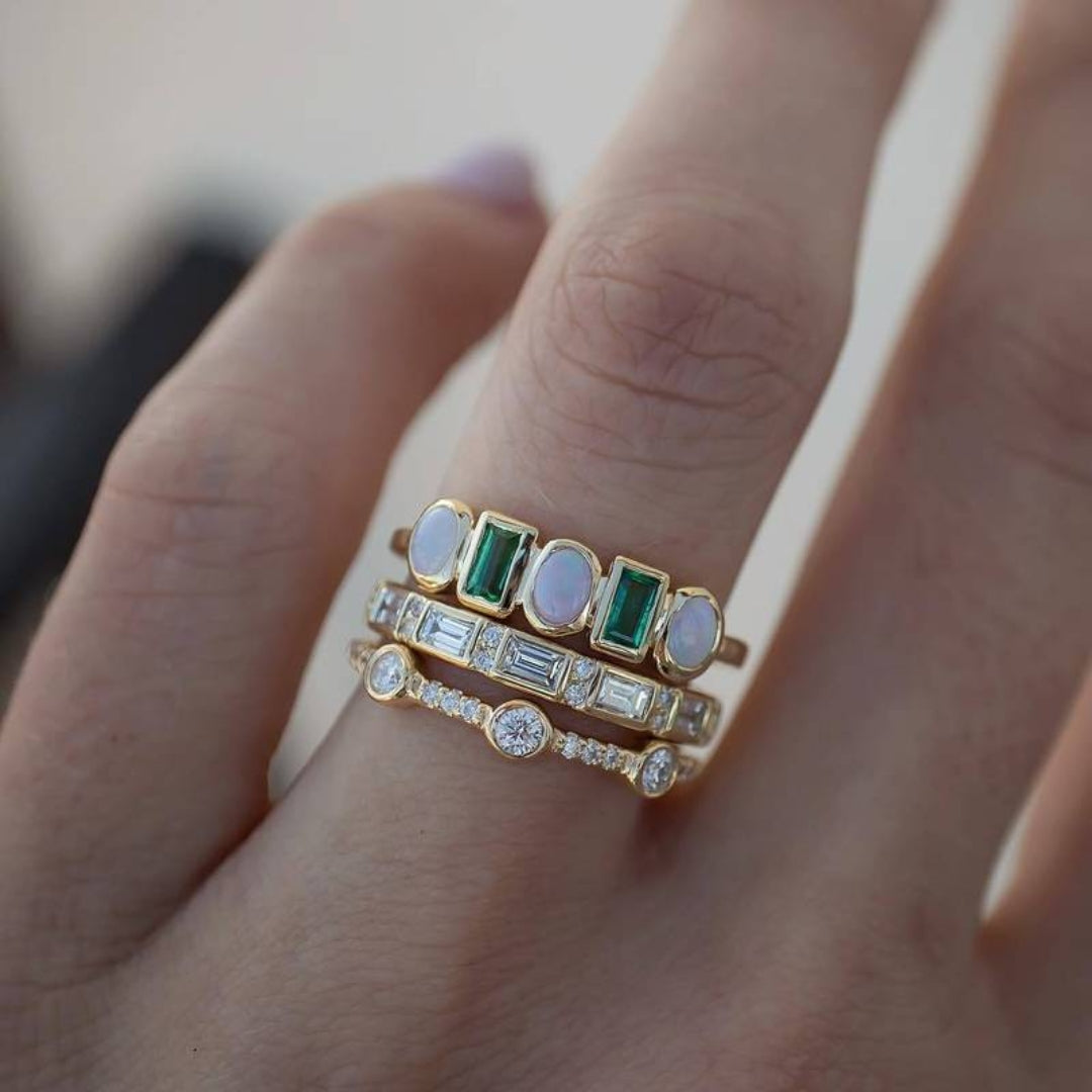 Selene – Vintage-Ringe mit weißem und grünem Opal